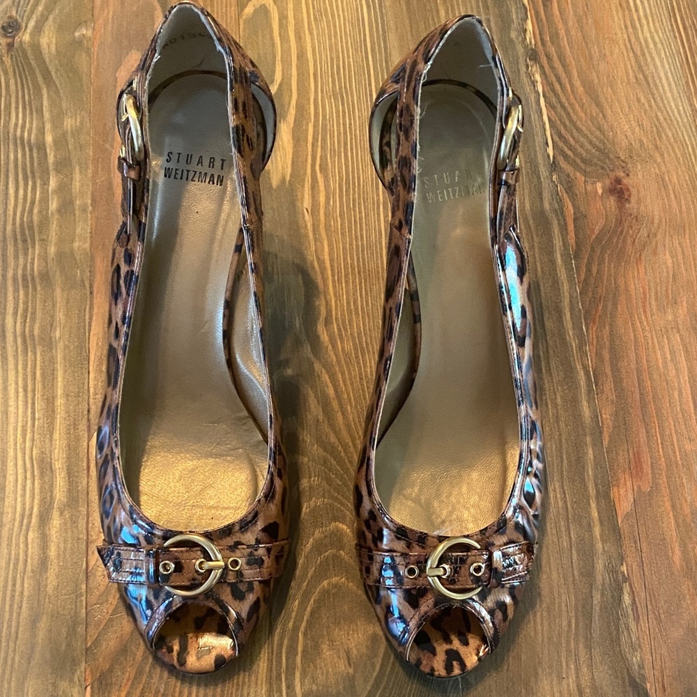 Stuart Weitzman Leopard Peep-toe Gold‎ Buckle Heels
